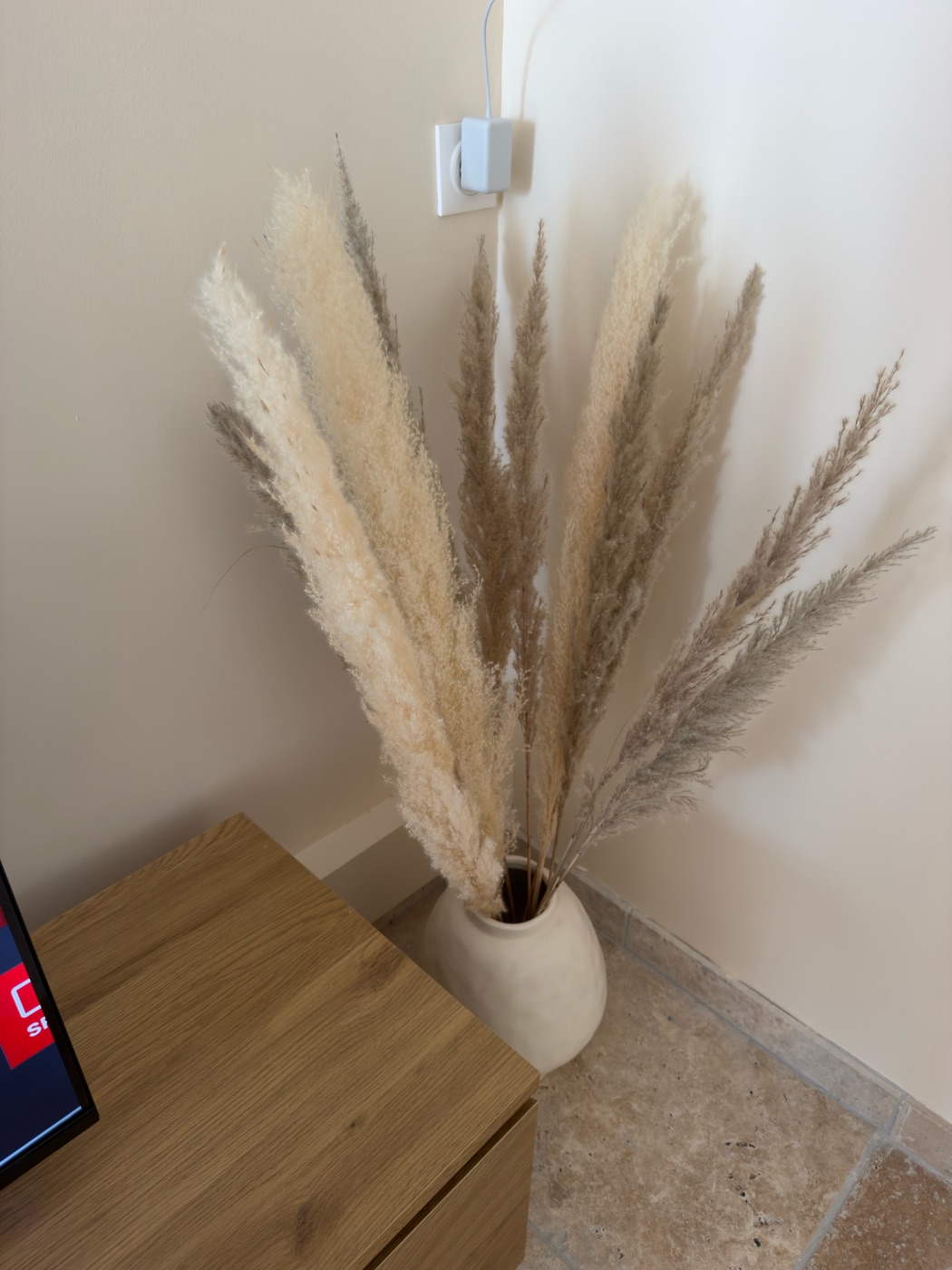 Décoration en pampas — suite romantique L'Inavouable, Côte d'Opale